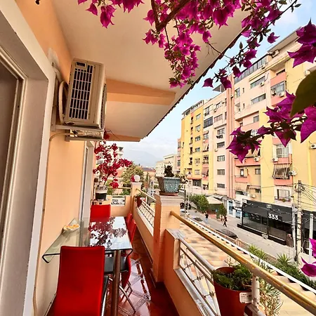 公寓 Meda's 地拉那